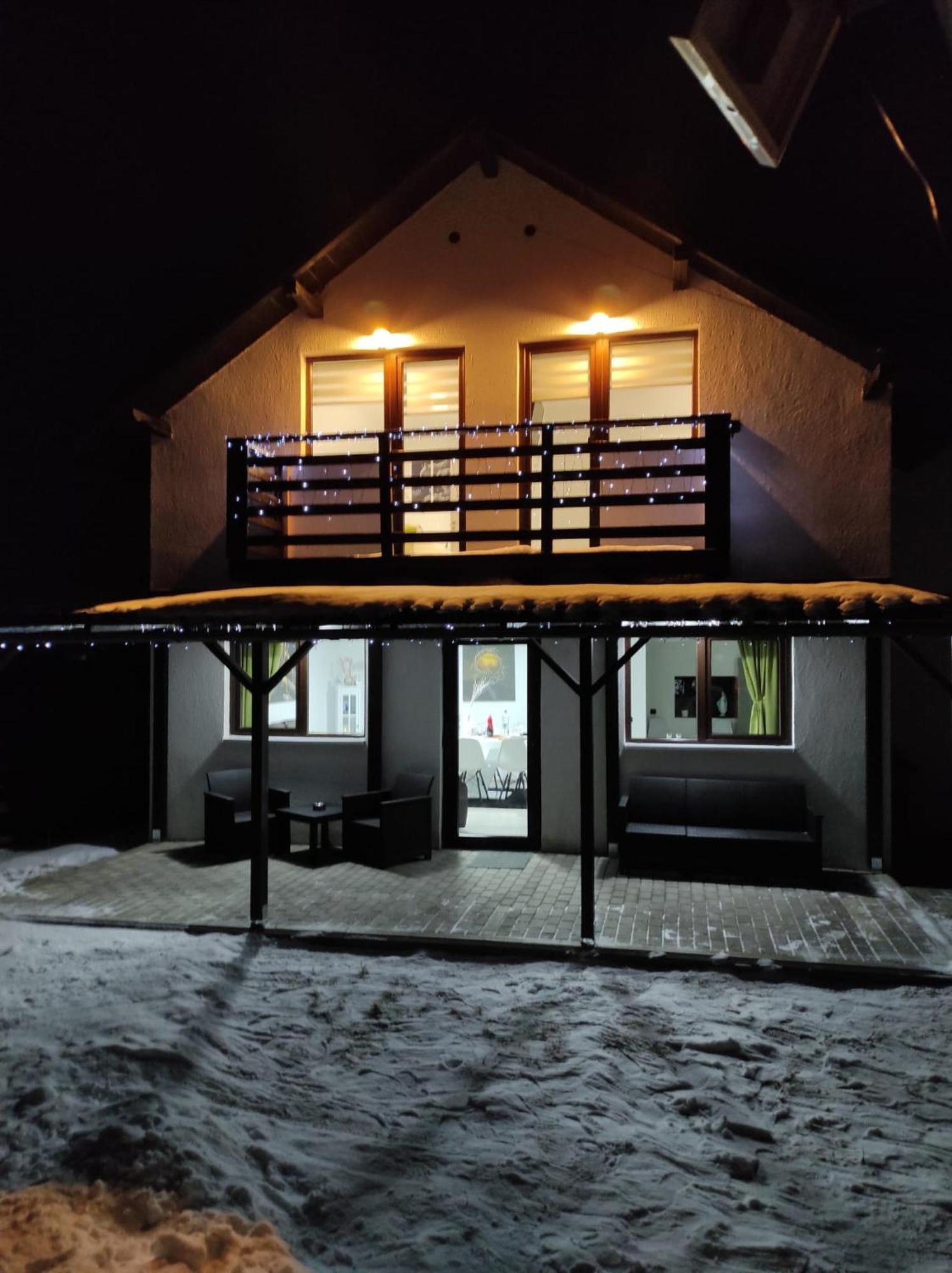 Vila Raisa Neagra Sarului Eksteriør billede